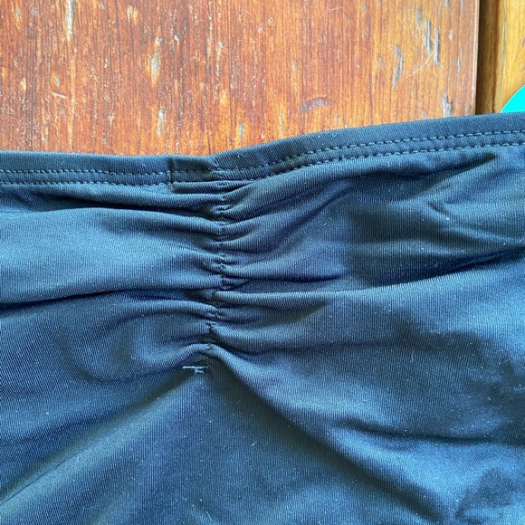 L Space Black Wrap Top & Ruched Bottom Bikini Swimsuit Bathingsuit - Picture 5 of 5